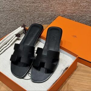 Hermes Oran Black Leather Sandals